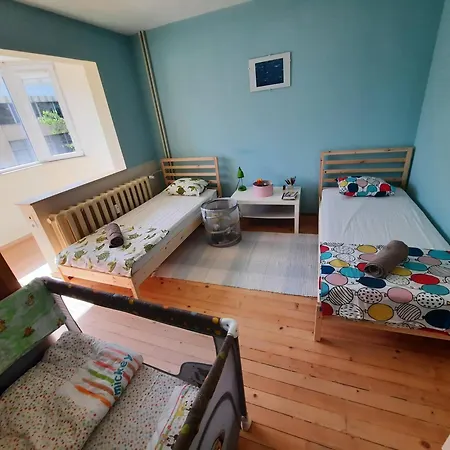 Spacious 3 Bedroom Apartment, Close To Metro Station София